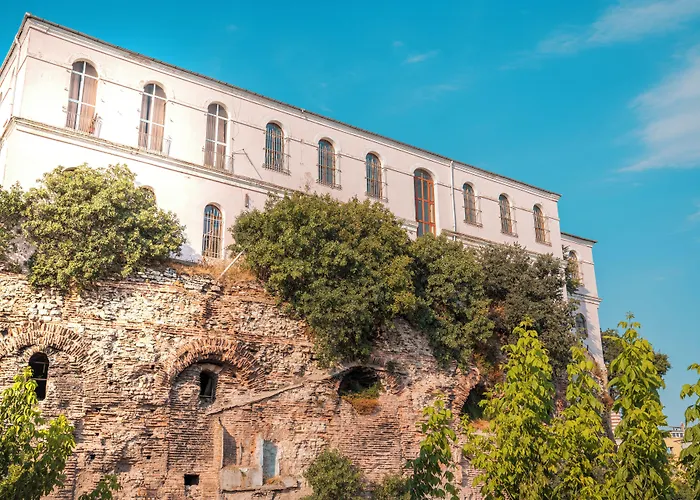 Gulliver Mansion Hotel