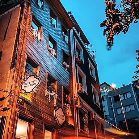 Gulliver Mansion Hotel