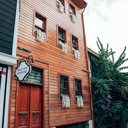 Szálloda Gulliver Mansion 4*