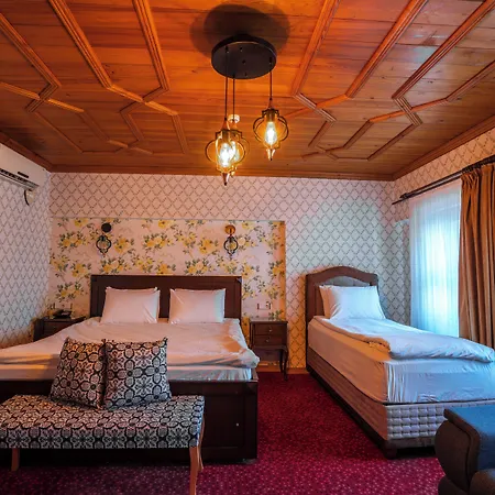 Gulliver Mansion 4*